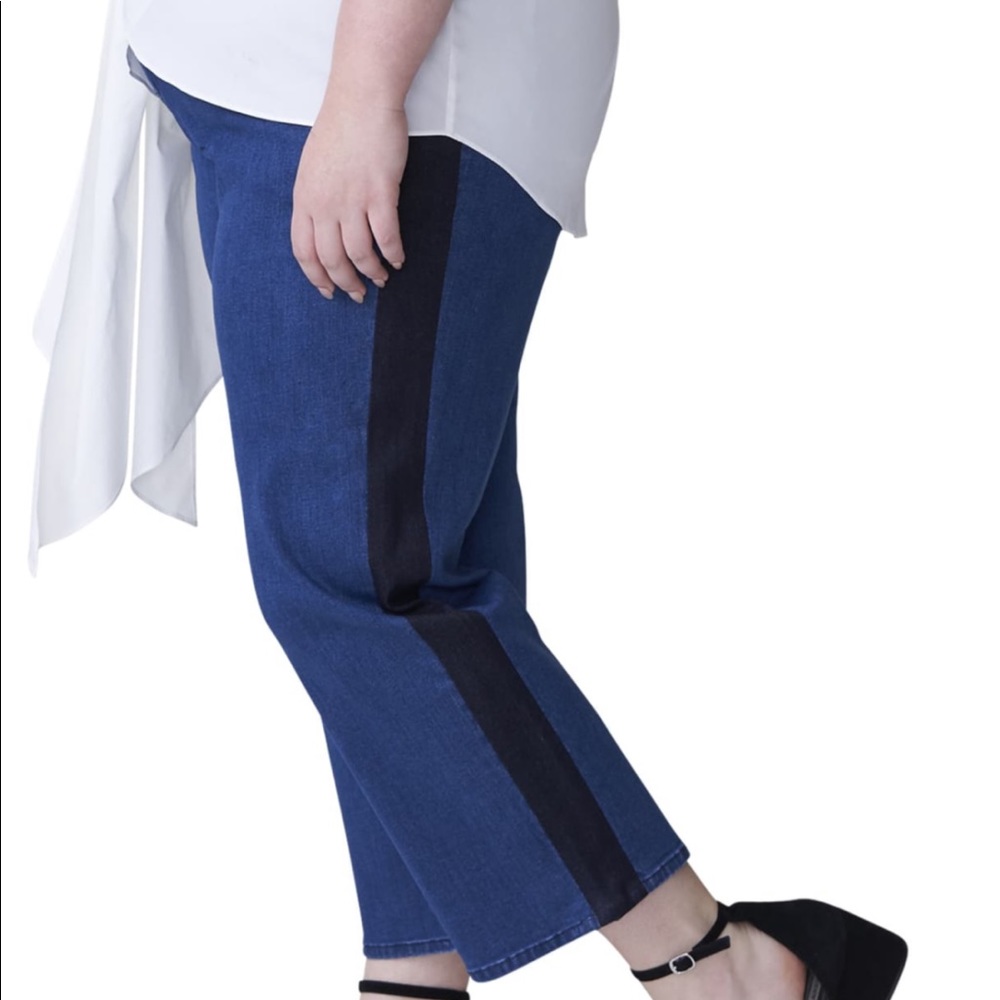 Universal Standard Mira Side Stripe Crop Jeans